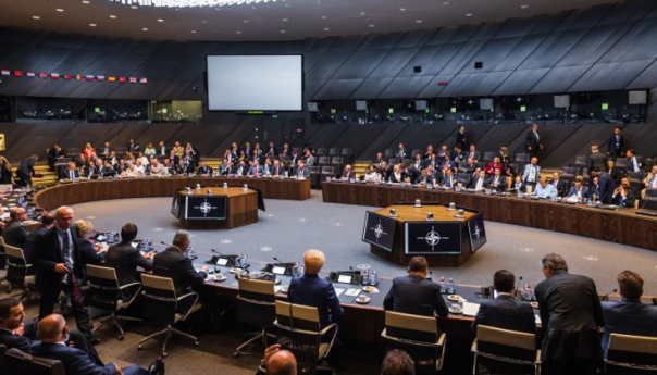 Summit NATO-a u jeku najveće sigurnosne krize