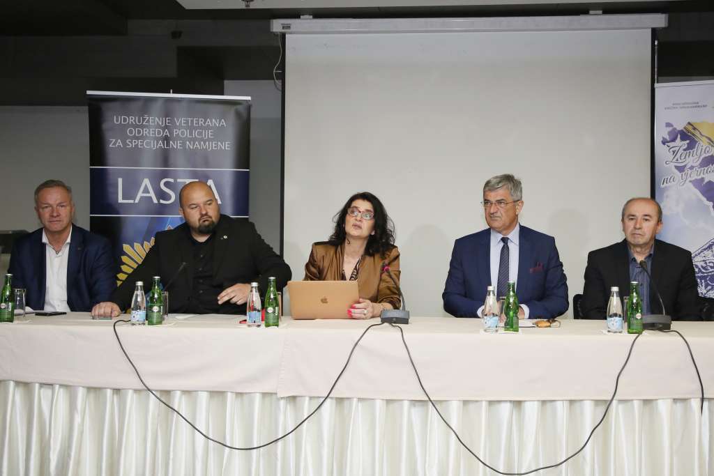 Sumnjamo da postoji politički uticaj za ponovno pokretanje istraga o Dobrovoljačkoj