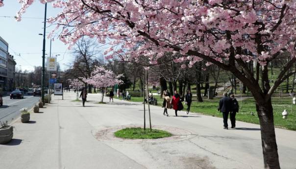 Sunčano jutro u BiH, najviša dnevna temperatura zraka danas između 17 i 23°C