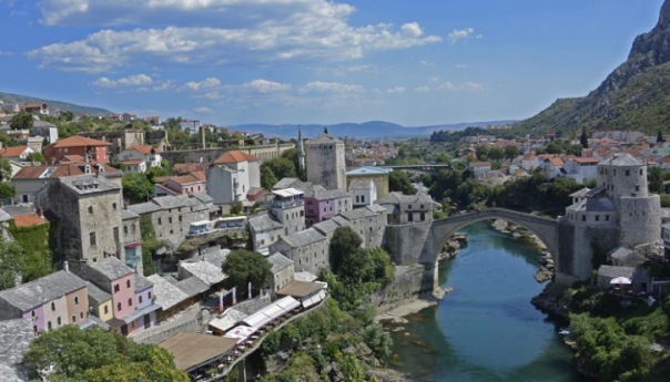 Sunčano vrijeme i danas, dnevna temperatura zraka između 20 i 26 stepeni