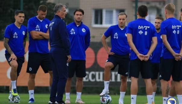 Šunjić doputovao, reprezentacija BiH na drugom treningu u punom sastavu