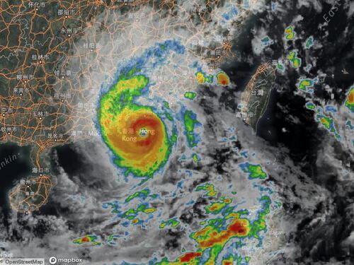 Supertajfun Saola približava se Kini, stotine letova otkazano u Hong Kongu i Guangdongu