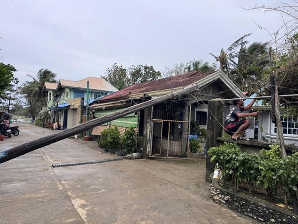 Supertajfun stigao do Hong Konga: Na Tajvanu 14 mrtvih, više od 100 nestalih