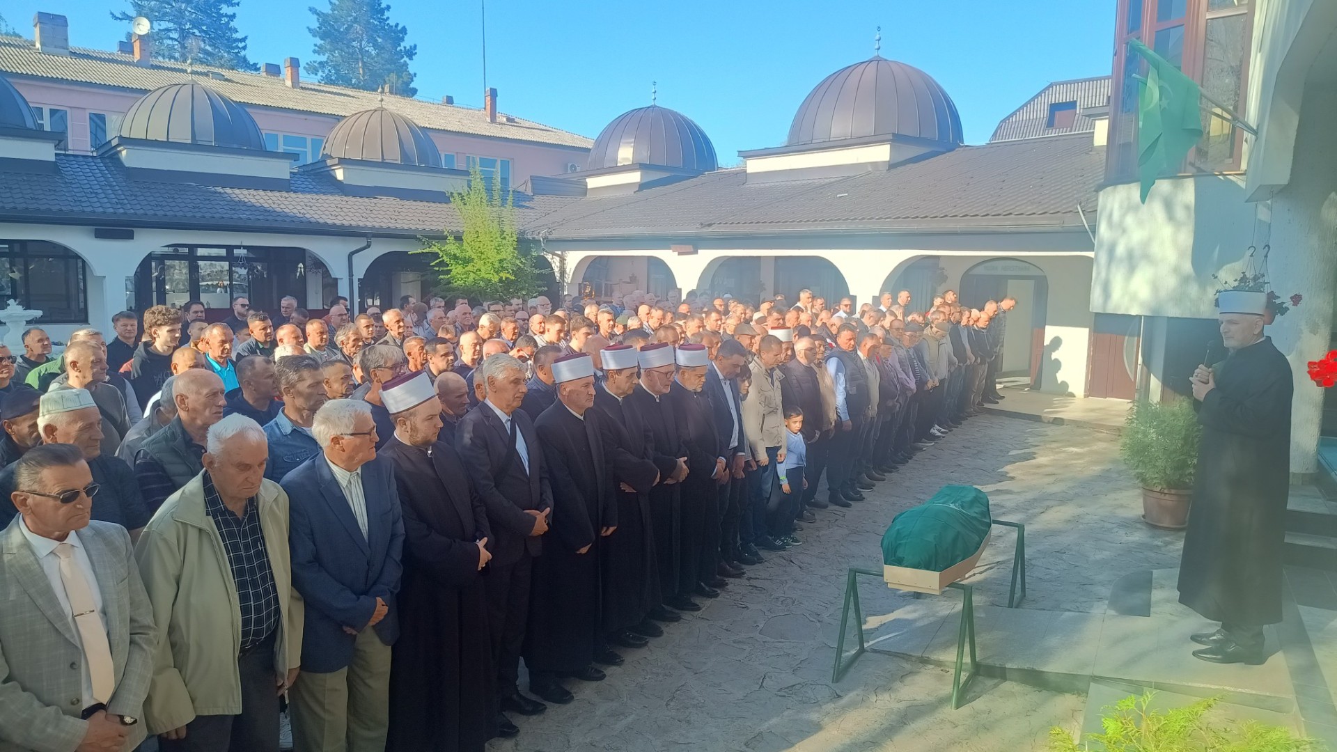 Supruga generala Alagića ispraćena na vječni smiraj