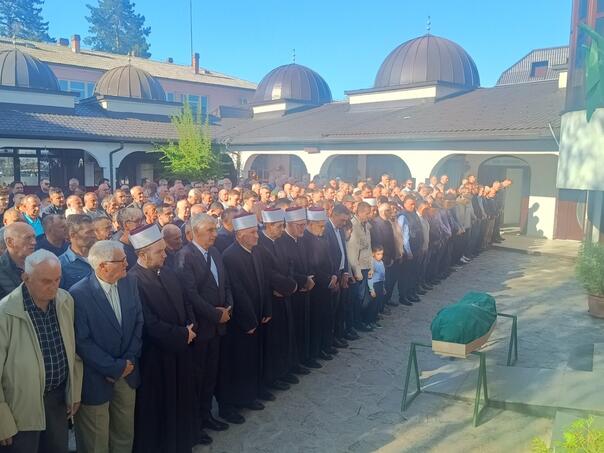 Supruga generala Alagića ispraćena na vječni smiraj