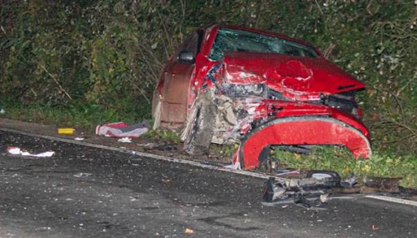 Supružnici poginuli u stravičnoj nesreći kod Bosanskog Novog