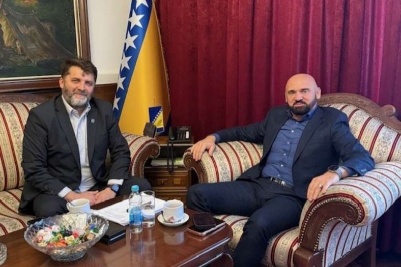 Susret Isaka i Katice: Razgovor o saradnji FUP-a i MUP-a KS