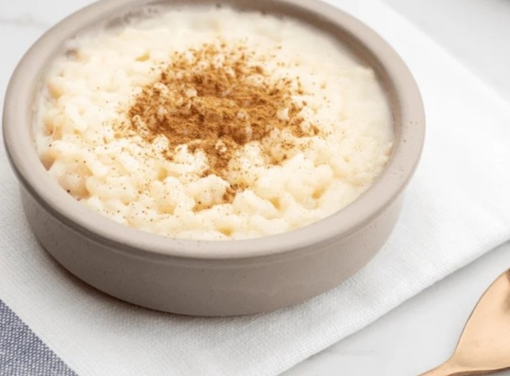 Sutlija s bademima i pistacijama – neodoljiva poslastica za cijelu porodicu