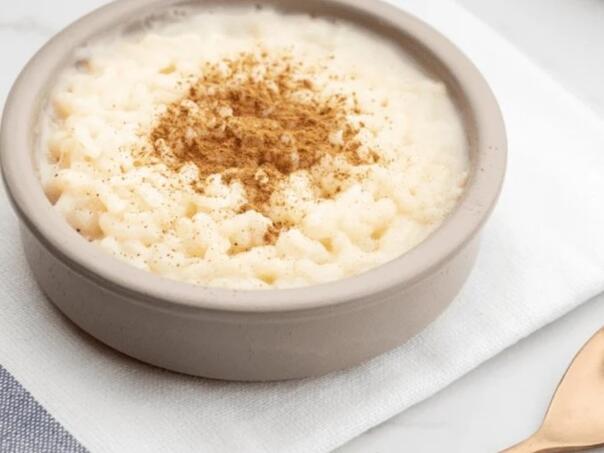 Sutlija s bademima i pistacijama – neodoljiva poslastica za cijelu porodicu