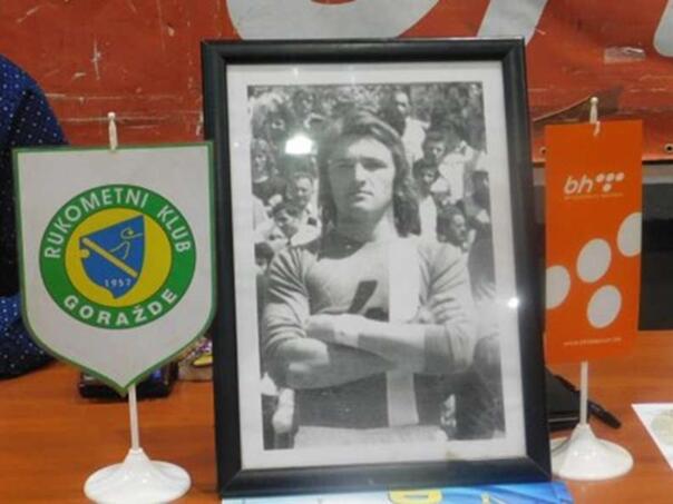 Sutra 25. Međunarodni memorijalni rukometni turnir 'Mirsad Hurić'