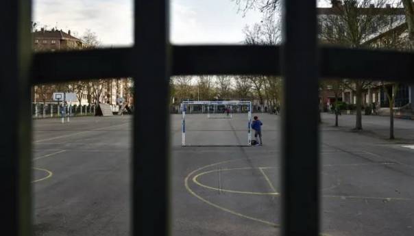 Španija uvodi potpuno ograničenje kretanja, sutra Dan žalosti