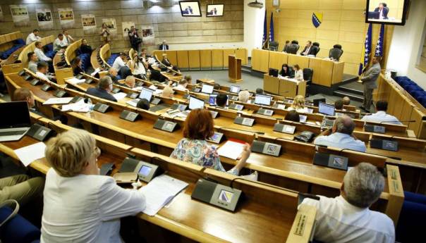 Sutra konstituirajuća sjednica Doma naroda FBiH