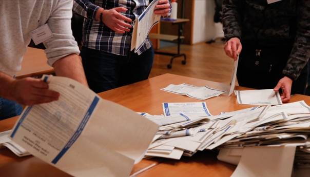 Sutra ponovno brojanje glasačkih listića sa četiri biračka mjesta iz Srebrenika