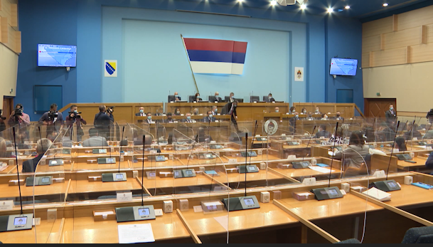 Sutra posebna sjednica NSRS, u parlamentu i EU parlamentarci