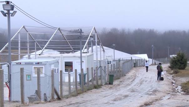 Danas postavljanje šatora za migrante u Lipi