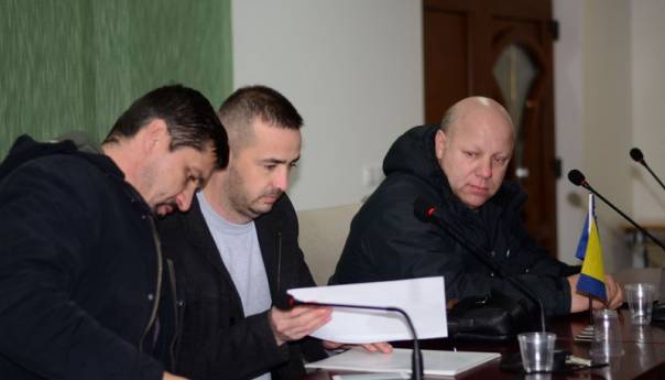 Roditelji bošnjačke djece iz Srebrenice organizuju protest