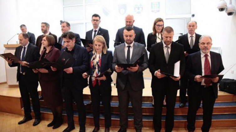 Sutra prva sjednica Vlade KS u novom sazivu