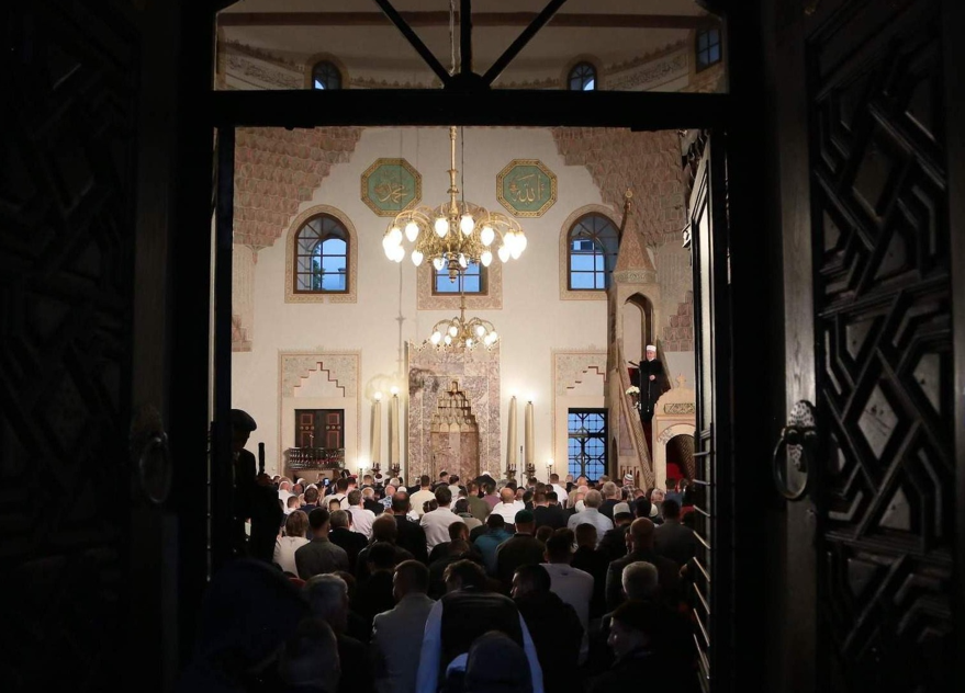 Sutra prvi dan Ramazanskog bajrama