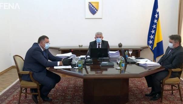 Sutra redovna i dvije vanredne sjednice Predsjedništva BiH