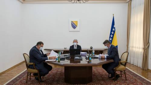 Danas se neće razmatrati ni premještanje Ambasade ni priznanje Kosova