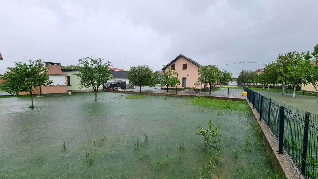 Sutra sergije za pomoć stanovništvu poplavljenih područja