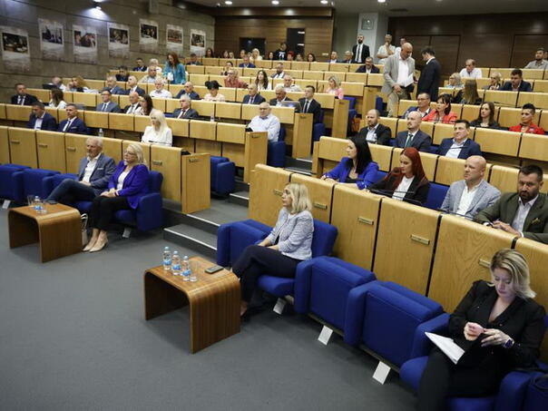 U Sarajevu sutra sjednica Doma naroda Parlamenta FBiH