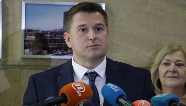 Sutra stiže 500.000 doza vakcina 'Sinopharm'