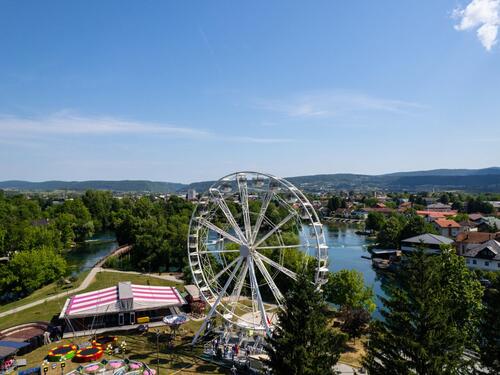 Sutra u BiH pretežno oblačno, sunčanije na jugu uz temperature do 37 stepeni
