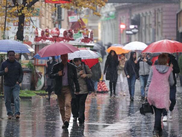 Sutra u BiH pretežno oblačno, tokom dana u Bosni slaba kiša, u višim predjelima slab snijeg