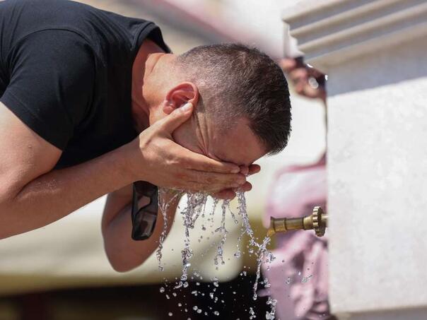 Sutra u BiH sunčano i vruće, temperatura do 40 stepeni