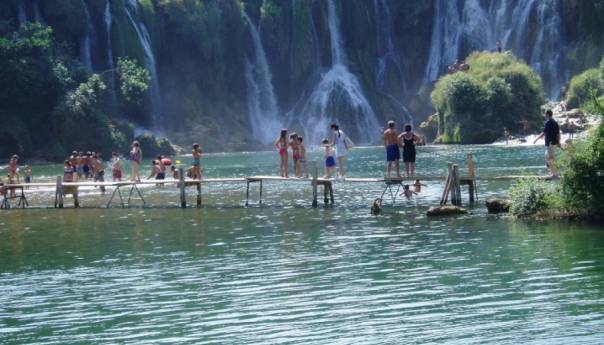 Sutra u BiH sunčano vrijeme, jutarnja temperatura do 27, dnevna do 39 stepeni