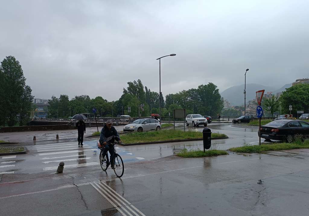 Sutra u Bosni i Hercegovini oblačno sa kišom, temperature u porastu