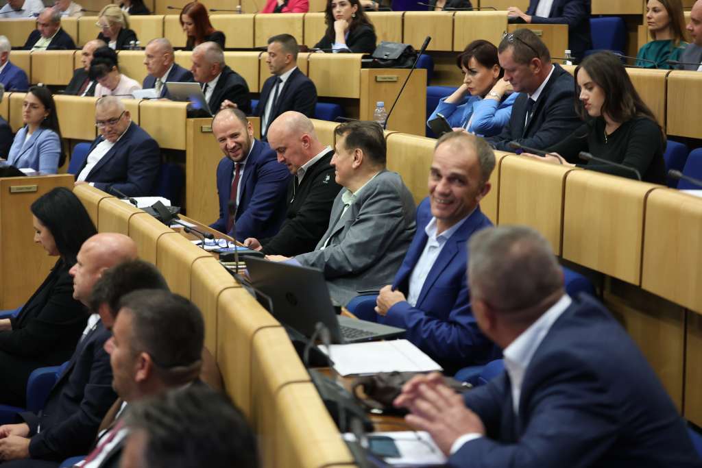 Sutra vanredna sjednica Doma naroda o rebalansu budžeta