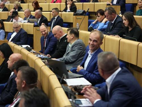 Sutra vanredna sjednica Doma naroda o rebalansu budžeta