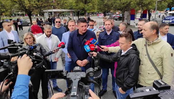 Sutra veliki protesti opozicije RS u Banja Luci