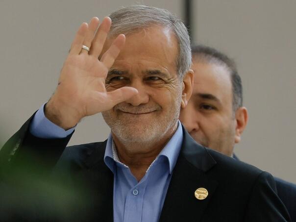 Sva vozila iranskog predsjednika stala zbog lošeg goriva, bilo pomiješano s vodom