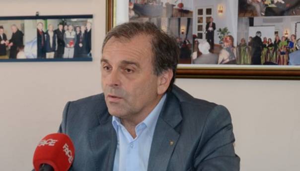 Svađe i podjele među probosanskim strankama šalju vodu na HDZ-ov mlin