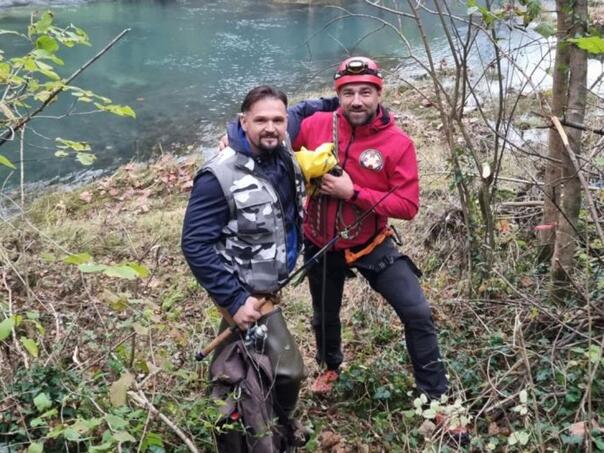 Svaka čast: GSS spasio ribolovca iz nabujale rijeke