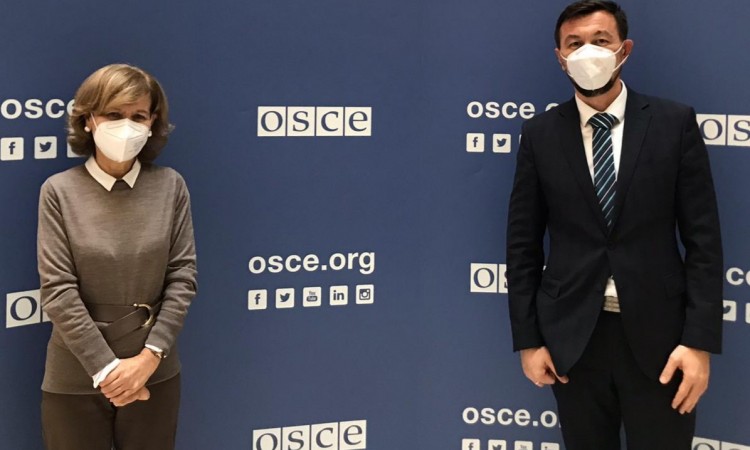 Svaka država treba sopstvena pravila u javnom govoru