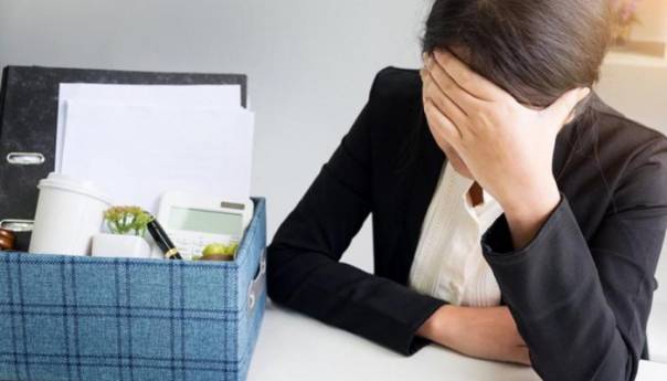 Svaka šesta mlada osoba ostala bez posla tokom pandemije