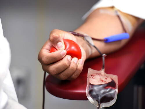 Svaki darovani mililitar krvi može biti odlučujući za djece oboljelu od raka