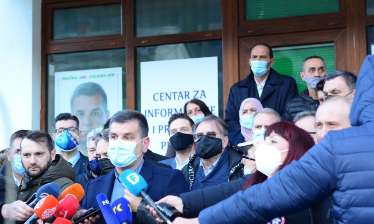 Sve probosanske stranke podržale bojkot izbora u Srebrenici