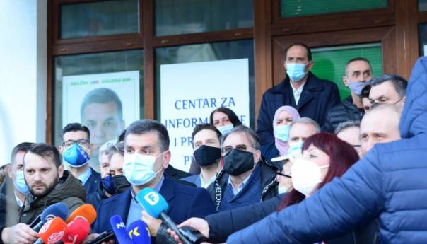 Sve probosanske stranke podržale bojkot izbora u Srebrenici