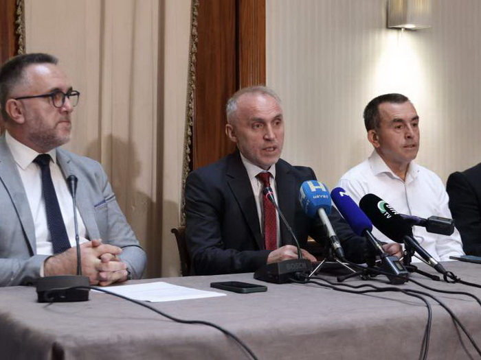 Sve spremno za obavljanje kolektivne dženaze žrtava zločina u Prijedoru 20. jula