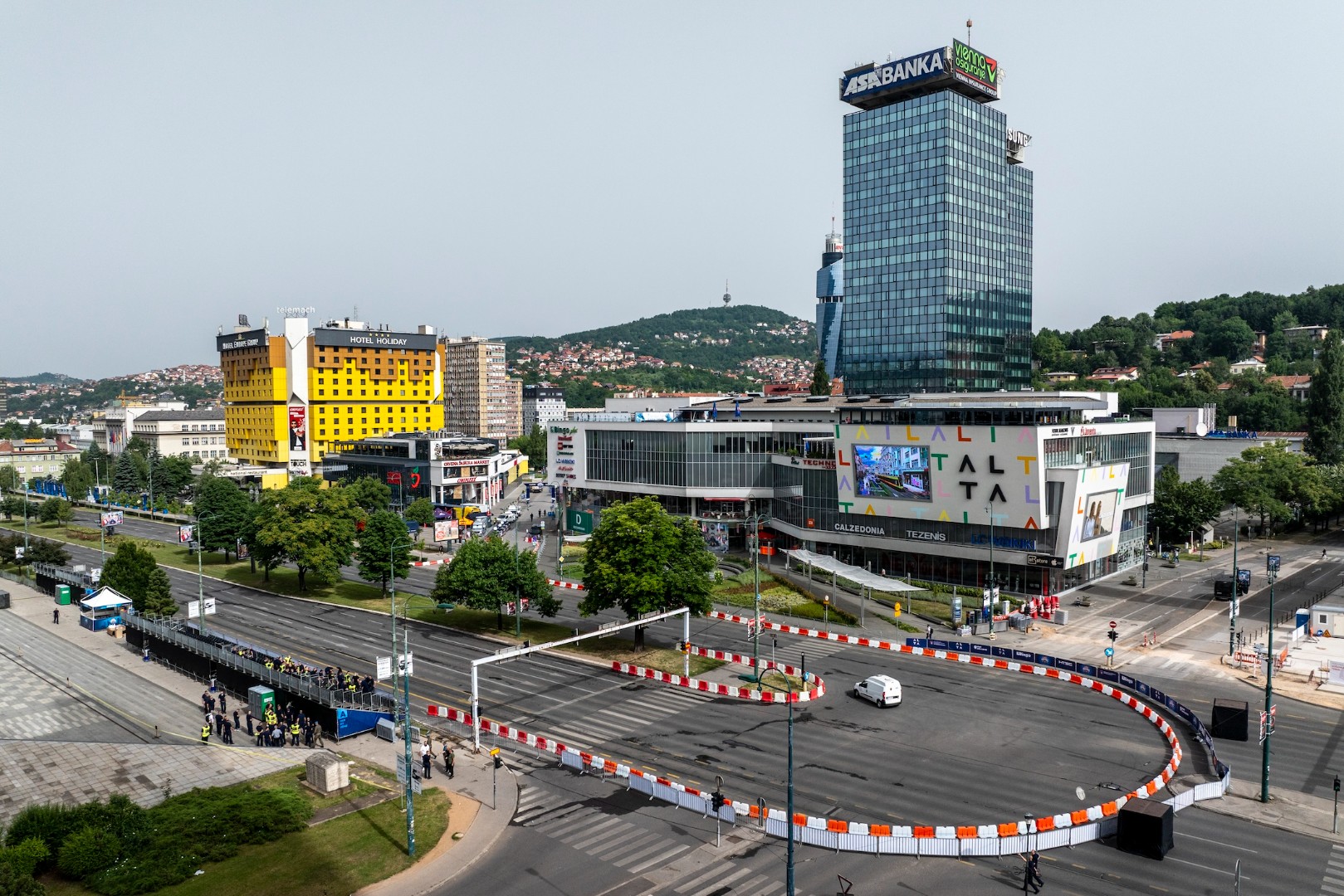 Sve spremno za spektakularni Red Bull Showrun, svi putevi vode u Sarajevo