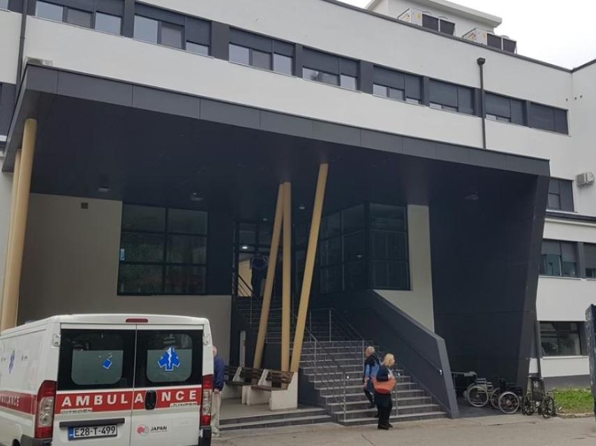 Sve troje djece iz Cazinu ostalo bez desne noge, Bišćani izašli na ulice
