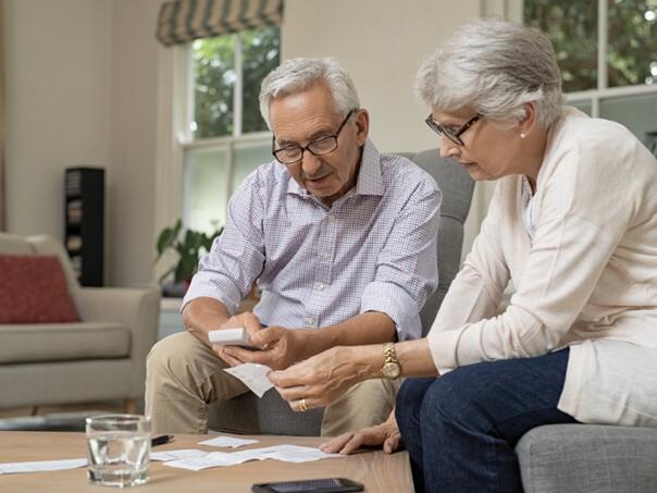 Sve više njemačkih penzionera prisiljeno raditi da bi preživjeli
