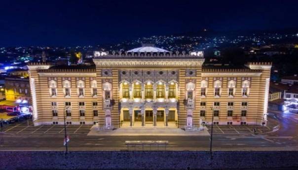 Svečani koncert u izvedbi Sarajevske filharmonije u Vijećnici povodom 9. maja