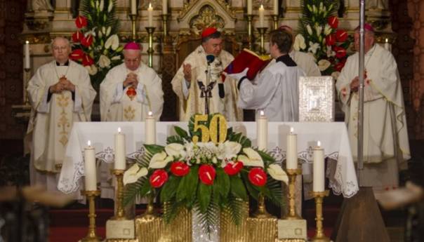 Svečanim euharistijskim slavljem kardinal Puljić obilježio jubileje