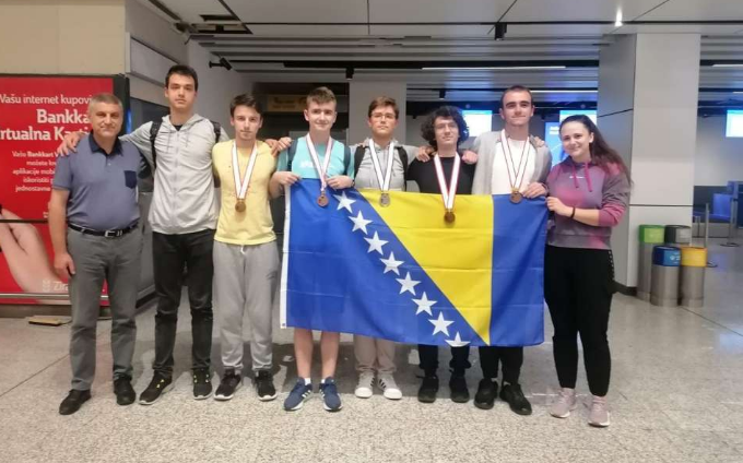 Svečano dočekan bh. tim i osvajači medalja na Matematičkoj olimpijadi